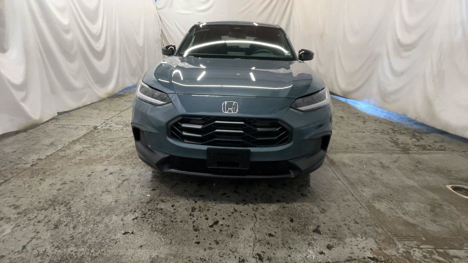 Used 2024 Honda HR-V Sport image 16