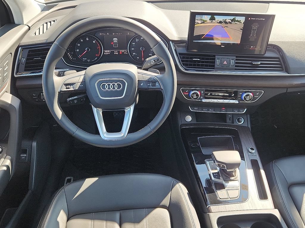 Used 2024 Audi Q5 Premium AWD/4WD image 4
