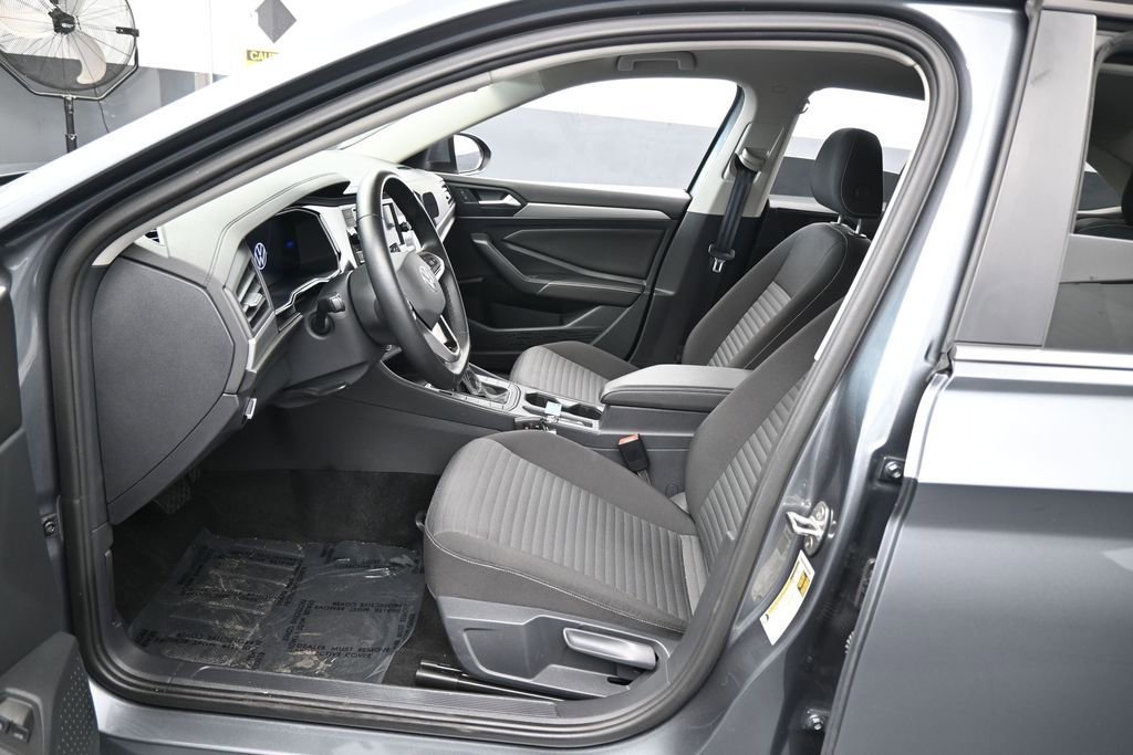 Used 2024 Volkswagen Jetta S FWD image 11