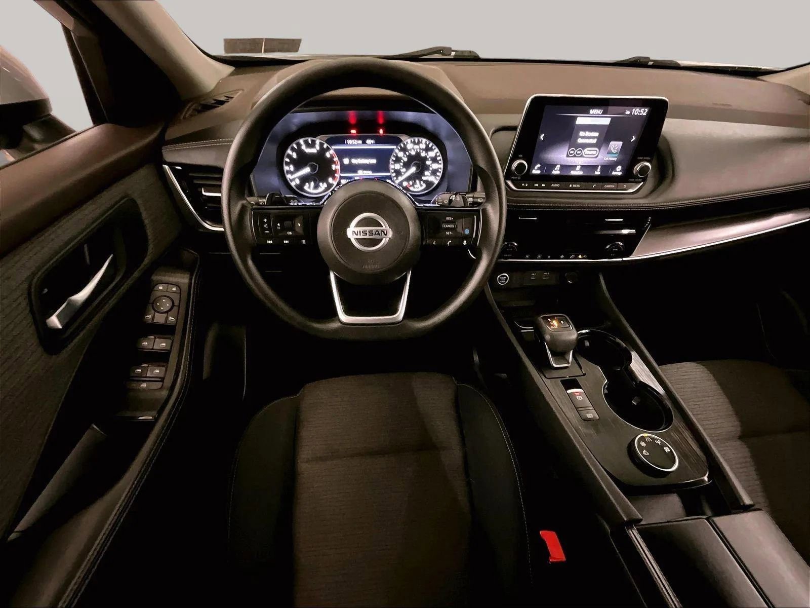 Used 2021 Nissan Rogue SV image 5