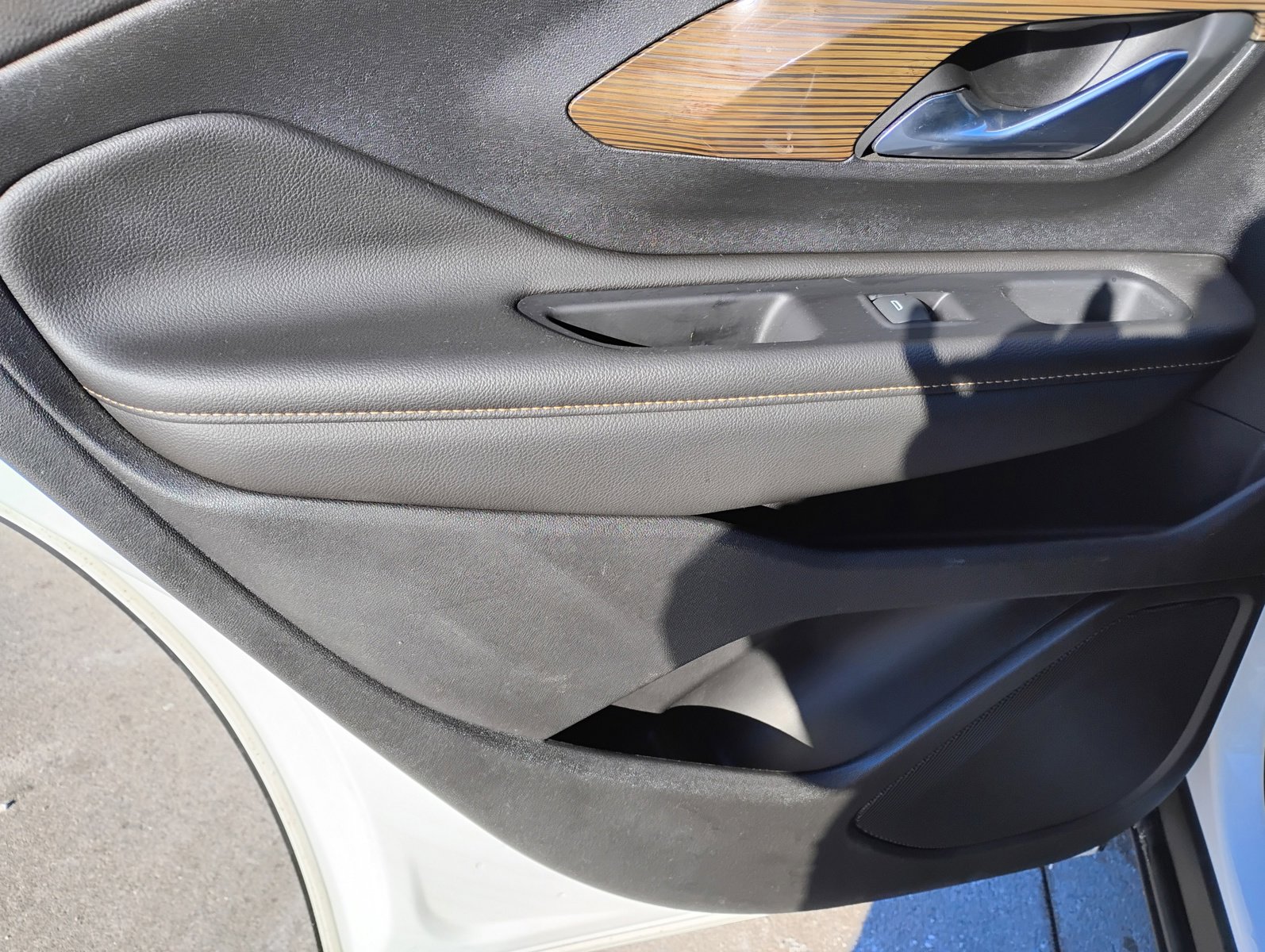 Used 2020 GMC Terrain SLE image 16