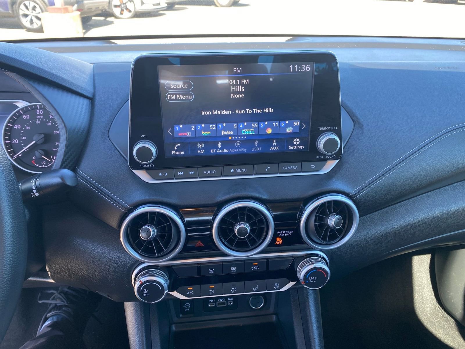 Used 2025 Nissan Sentra SV image 17