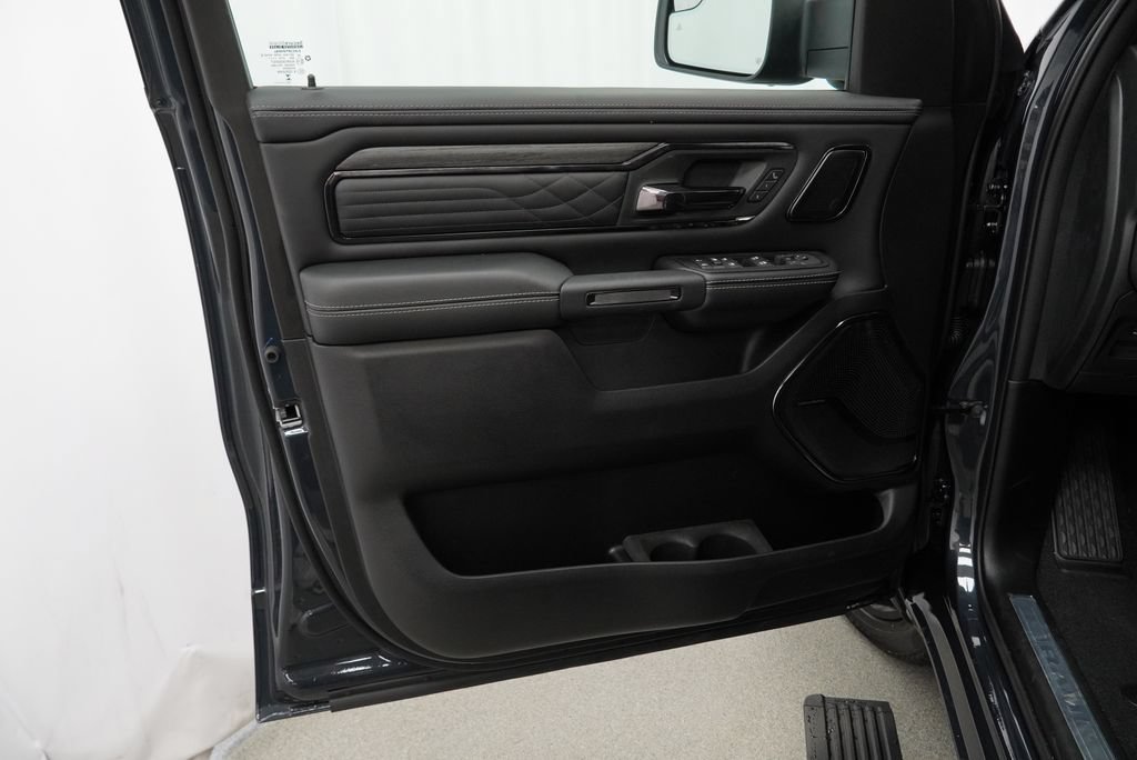 New 2027 RAM 1500 Limited AWD/4WD image 28