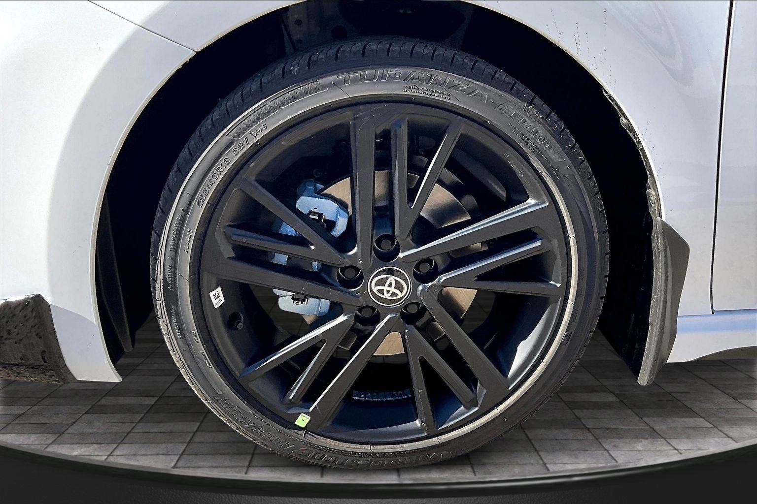 New 2026 Toyota Camry Hybrid image 11