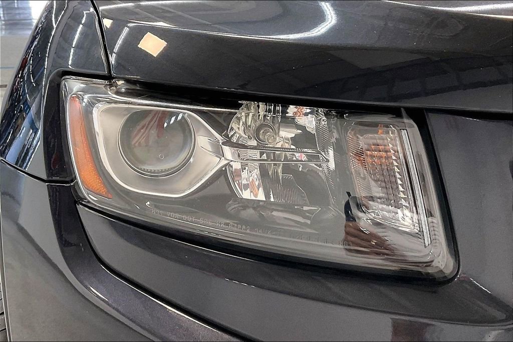 Used 2014 Jeep Grand Cherokee Altitude image 30