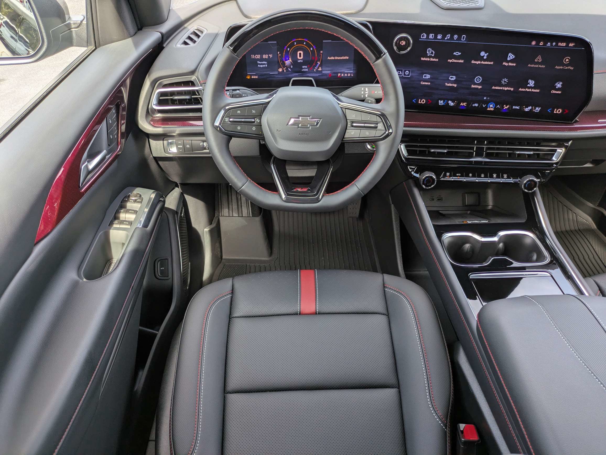 New 2026 Chevrolet Traverse RS FWD image 4