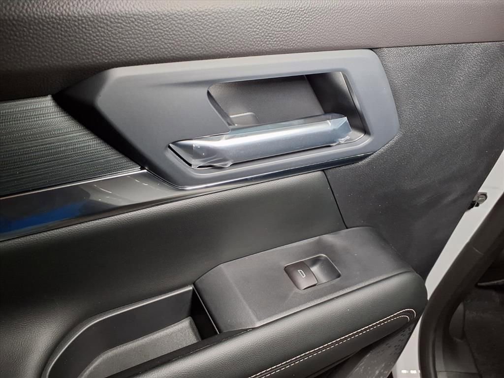 Used 2026 GMC Terrain Elevation w/ Technology Package II image 14