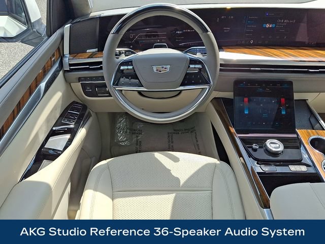 Used 2025 Cadillac Escalade Sport Platinum AWD/4WD image 3