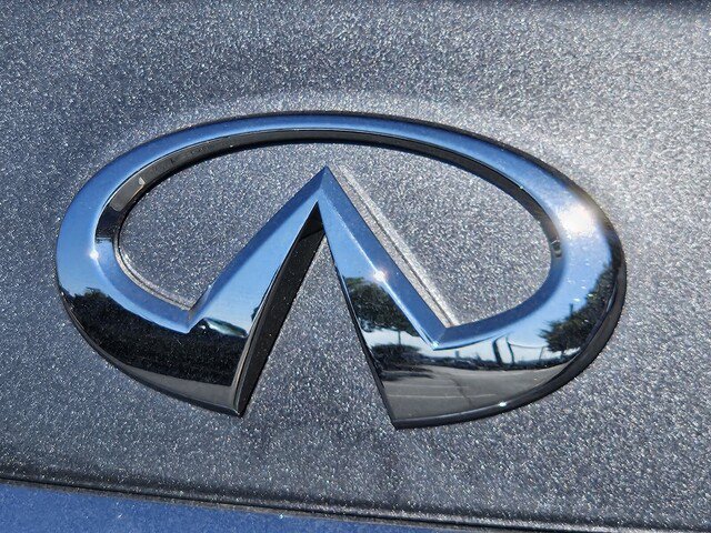 Used 2019 INFINITI QX80 Luxe w/ All-Season Package RWD image 32