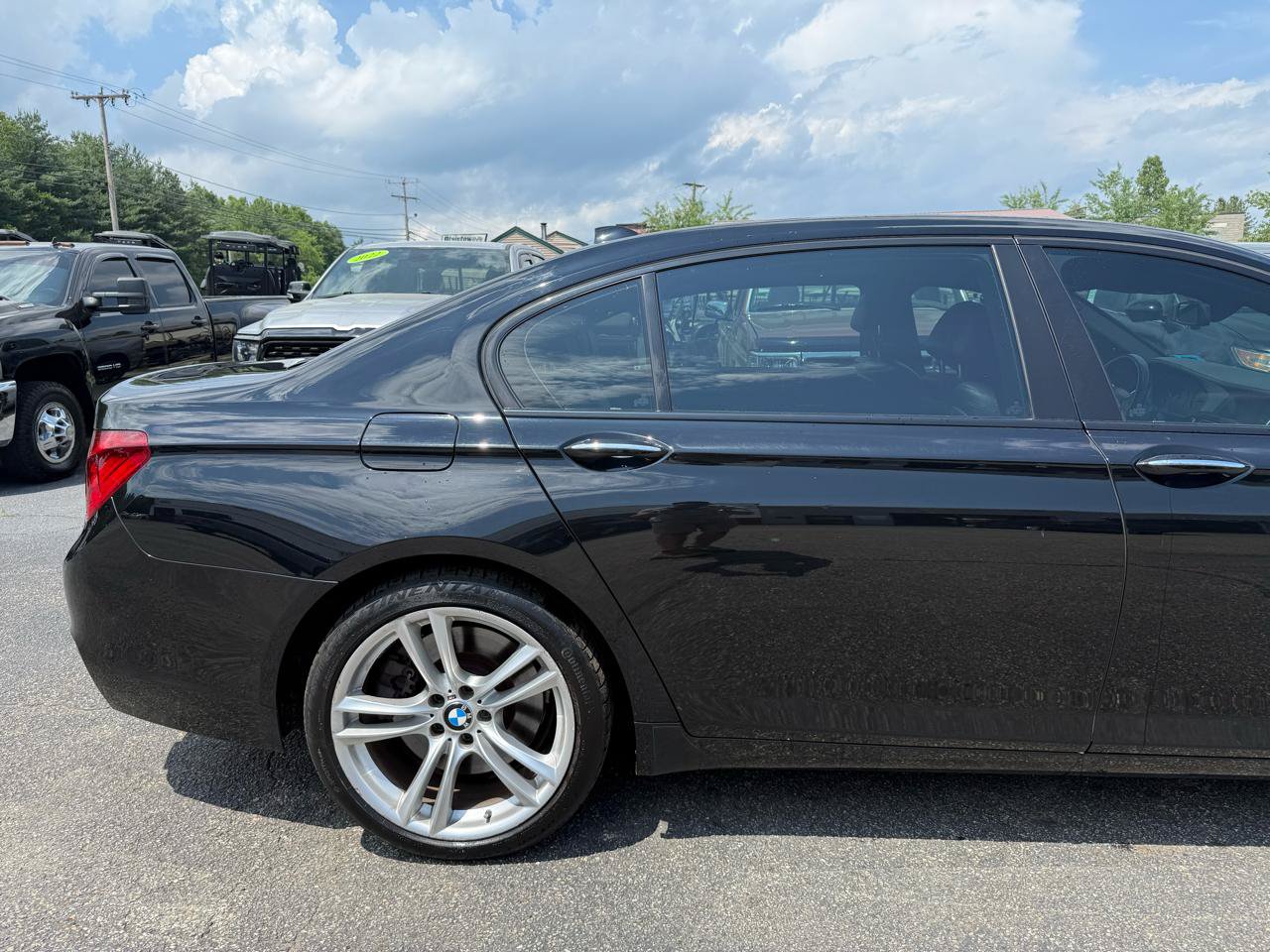 Used 2013 BMW 750Li RWD image 11