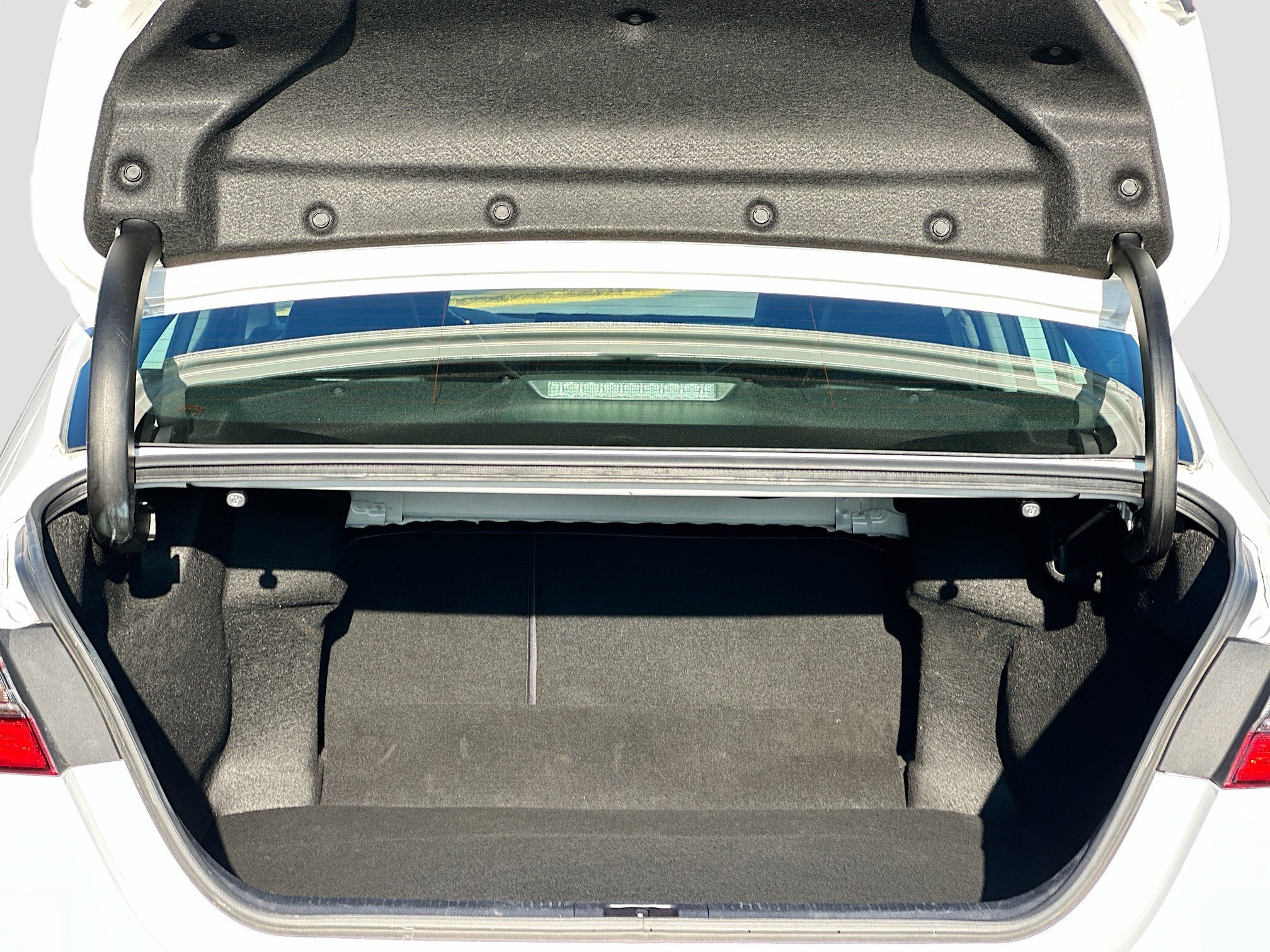 Used 2023 Toyota Camry SE image 25