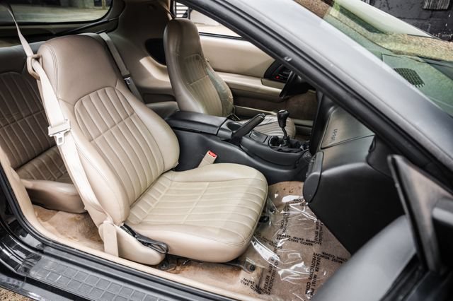 Used 2002 Chevrolet Camaro Z28 w/ SS Performance/Appearance Pkg RWD image 4