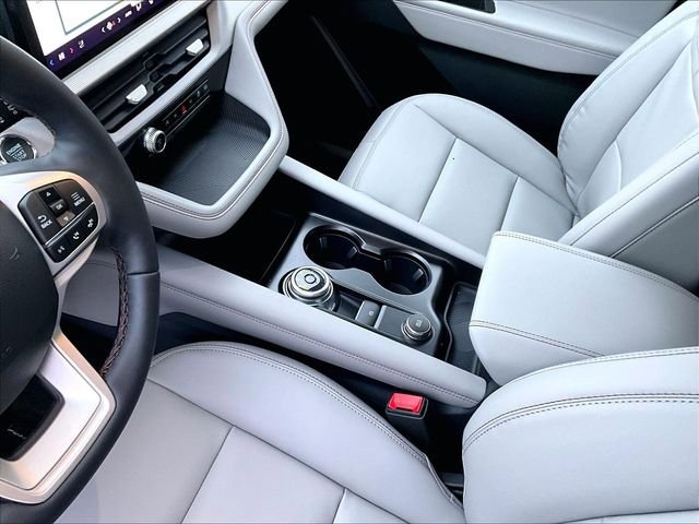 New 2026 Ford Explorer Active w/ Active Comfort Package AWD/4WD image 8