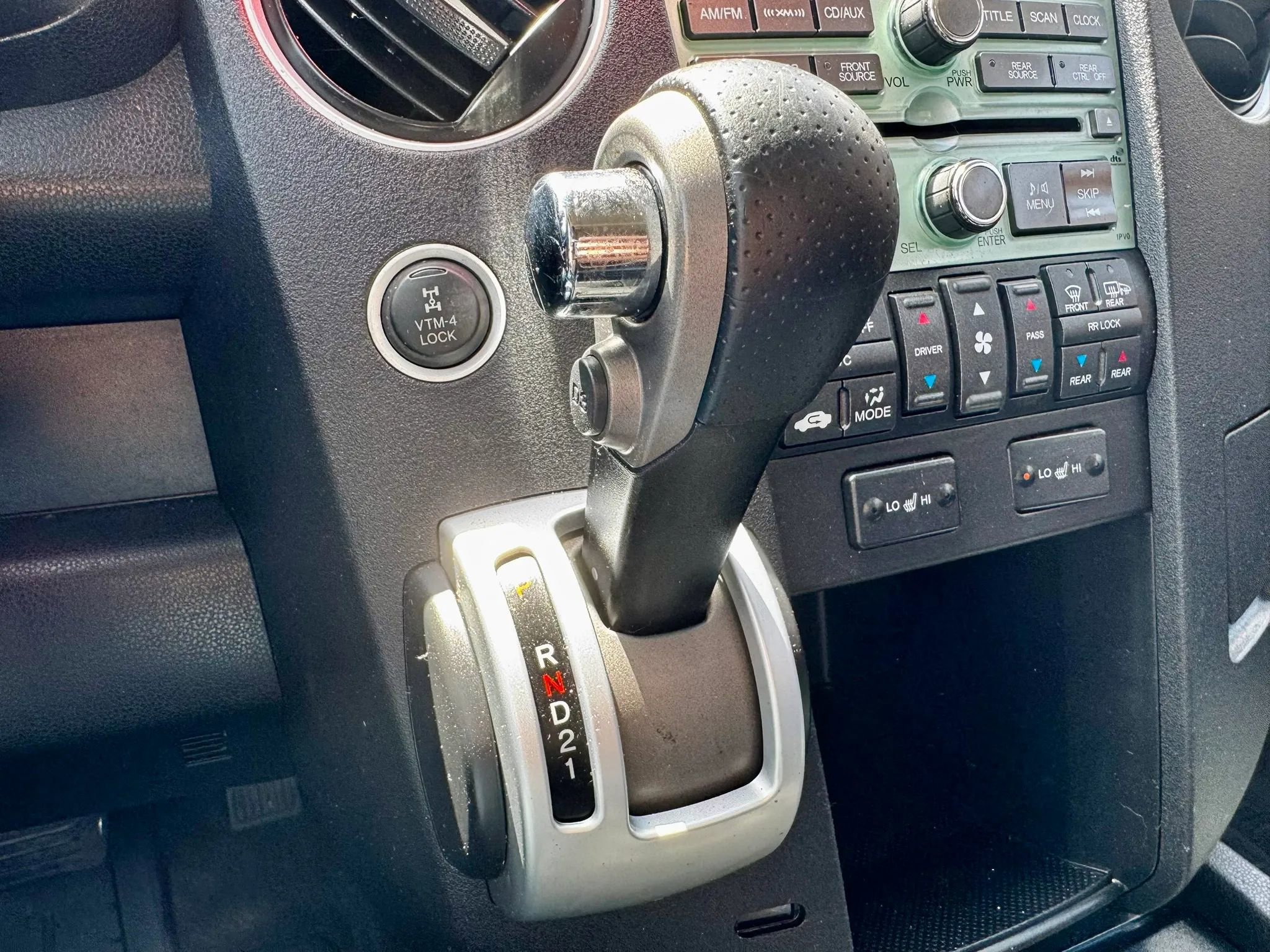 Used 2010 Honda Pilot EX-L image 13