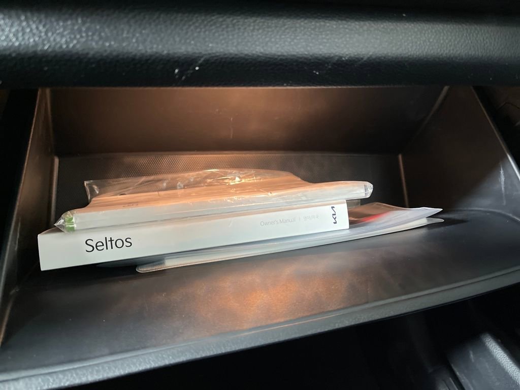 Used 2025 Kia Seltos S image 28