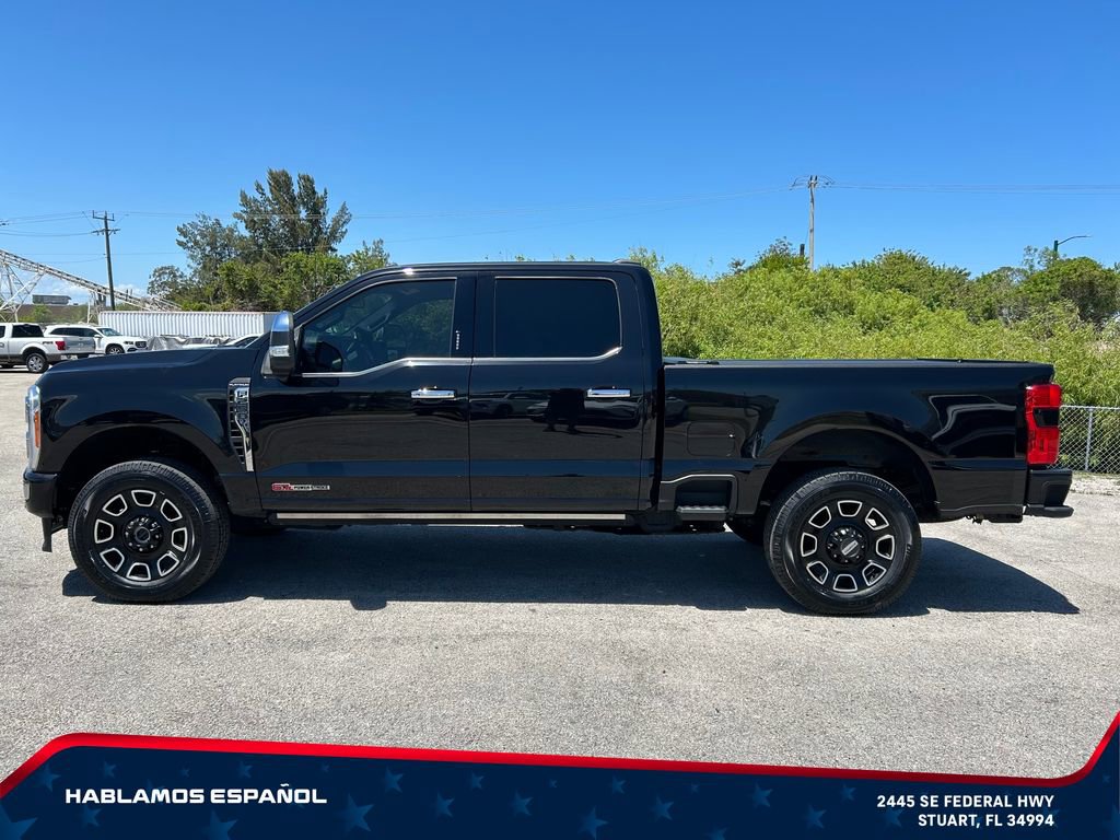 Used 2023 Ford F250 Platinum AWD/4WD image 4