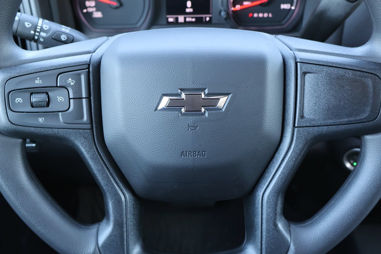 Used 2025 Chevrolet Silverado 1500 Custom Trail Boss AWD/4WD image 26