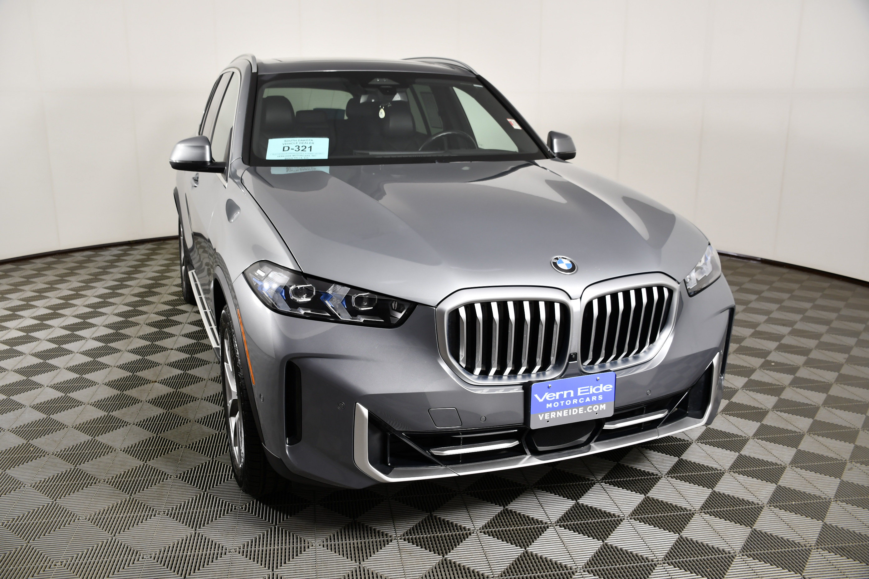 Used 2026 BMW X5 xDrive40i AWD/4WD image 3