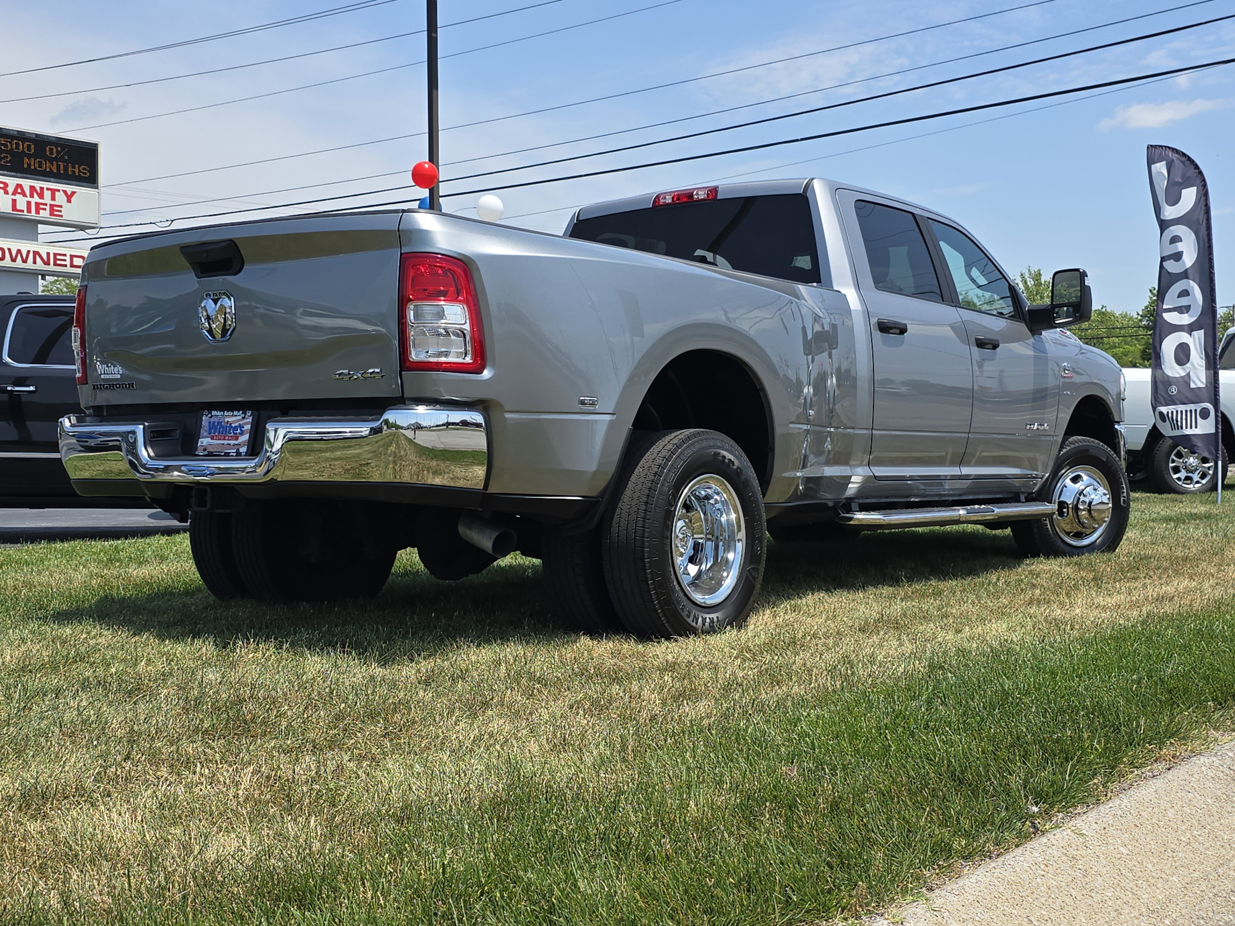 Used 2024 RAM 3500 Big Horn AWD/4WD image 16