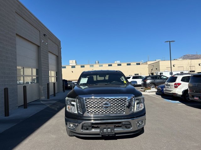 Used 2017 Nissan Titan SL image 2