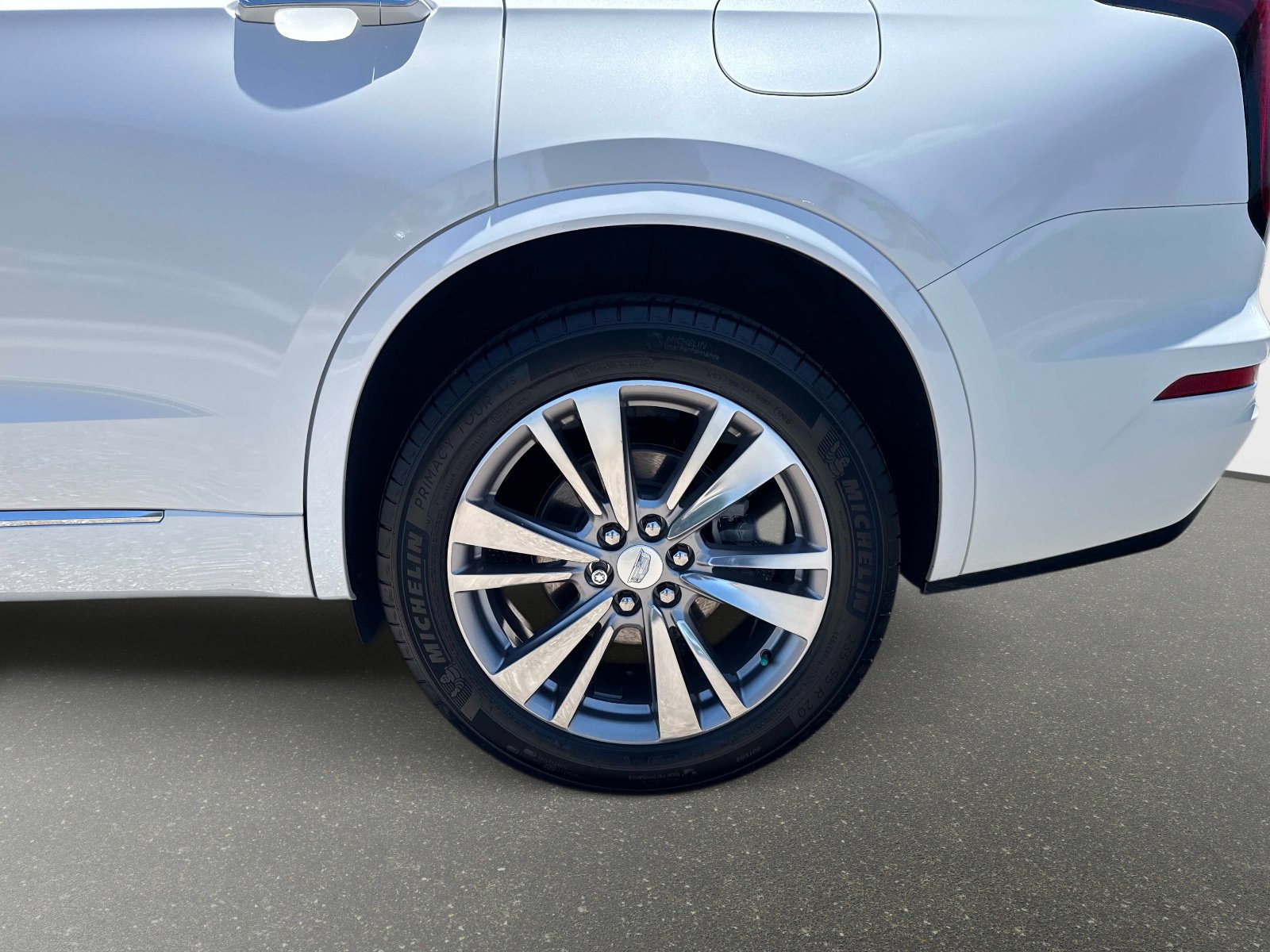 Used 2023 Cadillac XT6 Premium Luxury FWD image 12