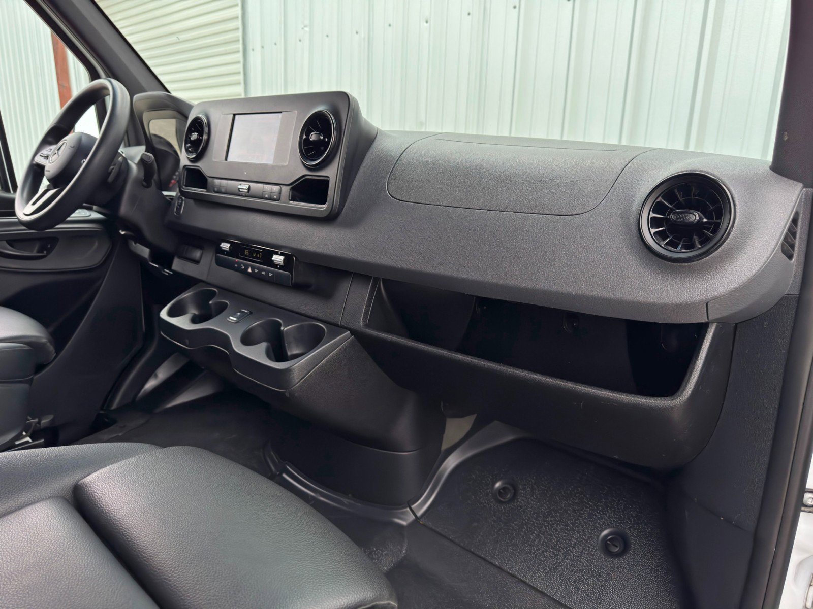 Used 2020 Mercedes-Benz Sprinter 3500 w/ Windows All Around Package image 14