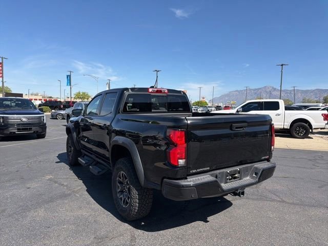 Used 2024 Chevrolet Colorado ZR2 w/ ZR2 Convenience Package III AWD/4WD image 8