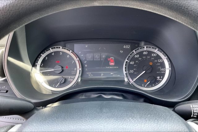 Used 2023 Toyota Highlander L FWD image 13