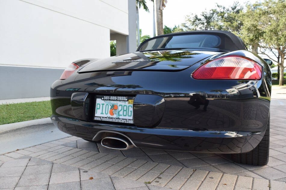 Used 2005 Porsche Boxster RWD image 25