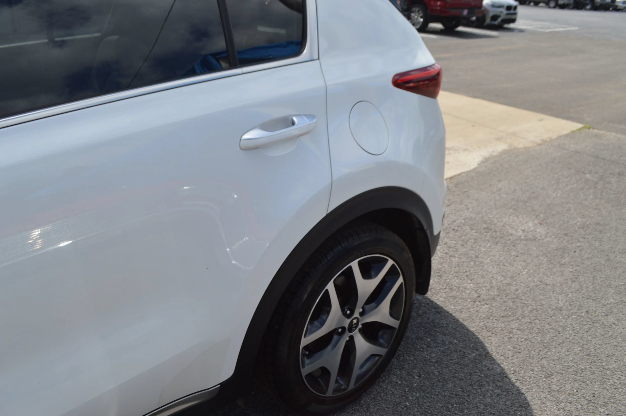 Used 2017 Kia Sportage SX FWD image 4