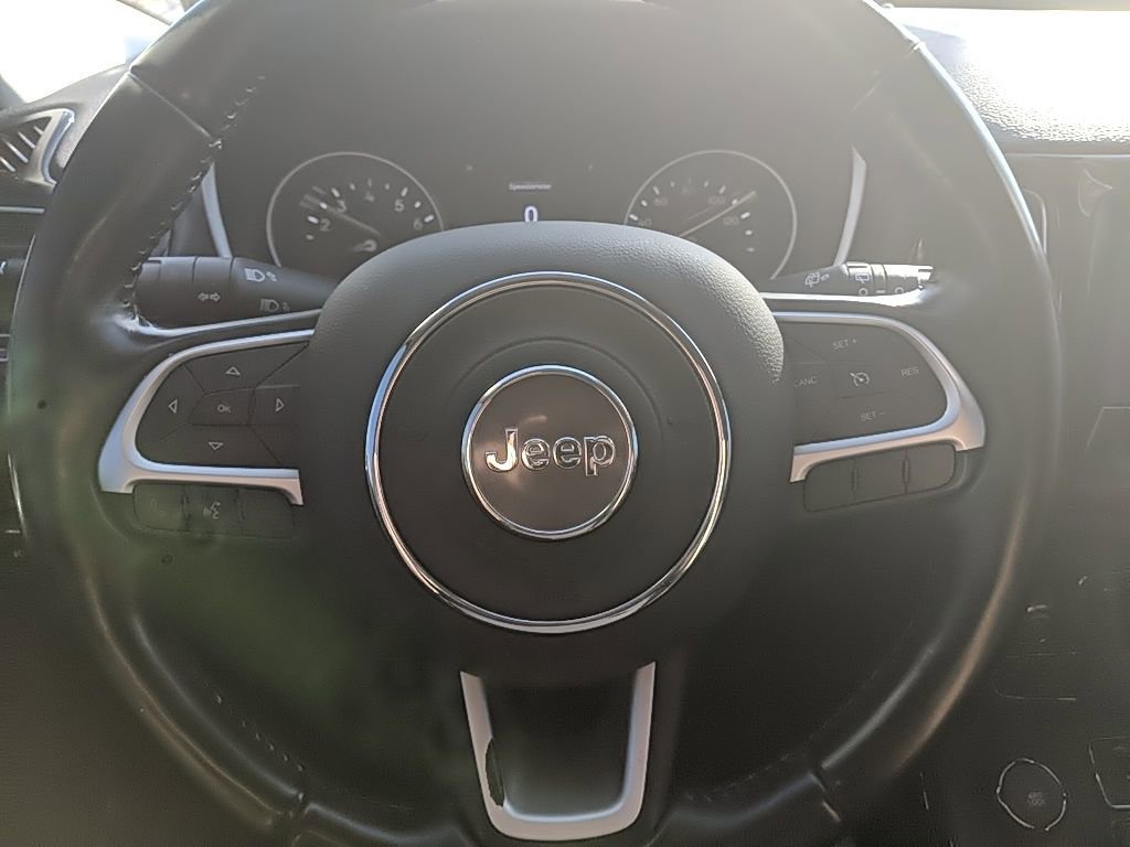 Used 2020 Jeep Compass Latitude image 13