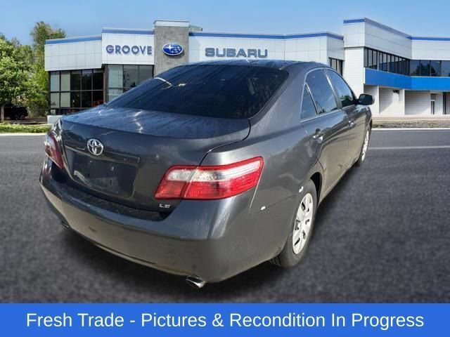 Used 2009 Toyota Camry LE FWD image 6