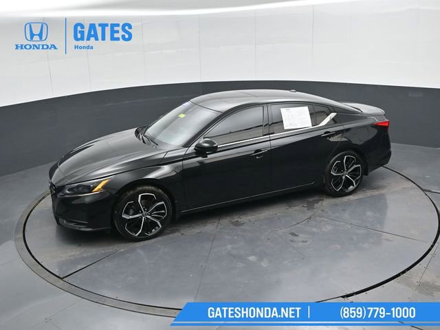Used 2024 Nissan Altima 2.5 SR w/ SR Premium Package image 52