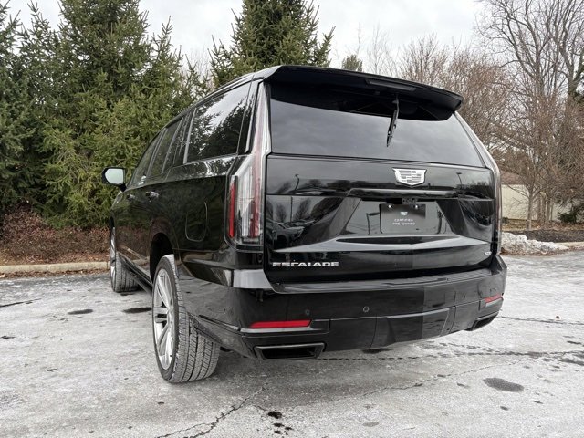 Used 2025 Cadillac Escalade Sport w/ Touring Package image 3