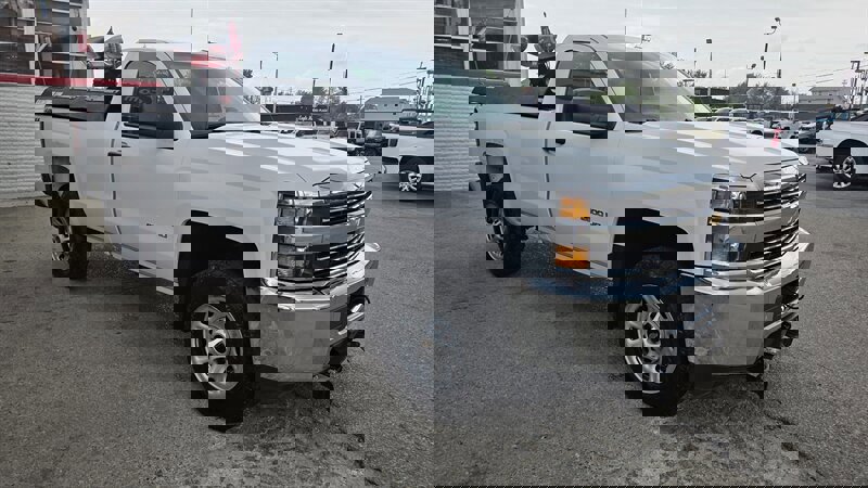 Used 2015 Chevrolet Silverado 2500 W/T w/ WT Fleet Convenience Package image 4