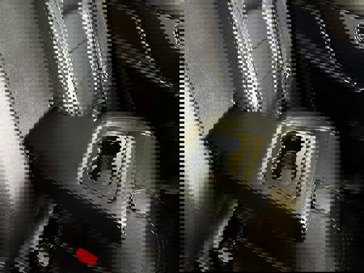 Used 2019 Jaguar F-PACE S image 47