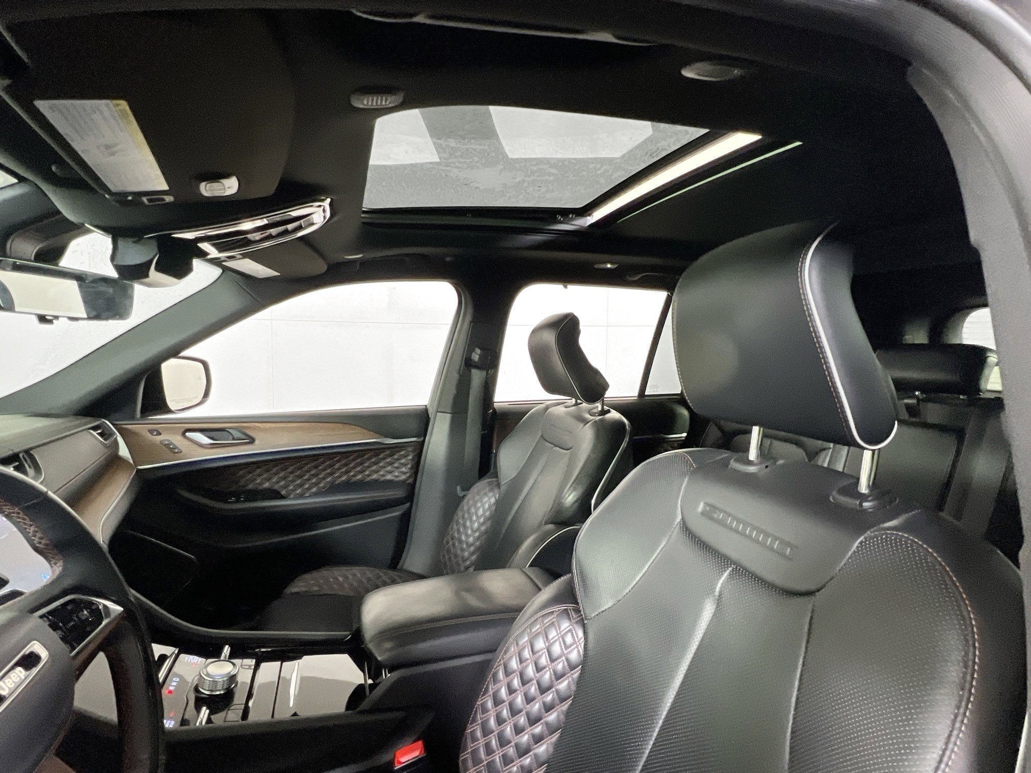 Used 2022 Jeep Grand Cherokee Summit w/ Adv Protech Group IV image 22