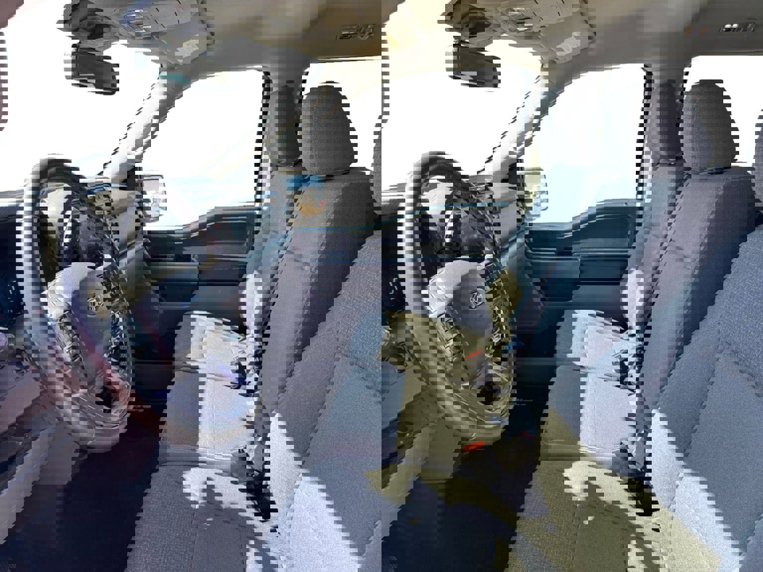 Used 2024 Ford F150 XLT w/ FX4 Off-Road Package image 10