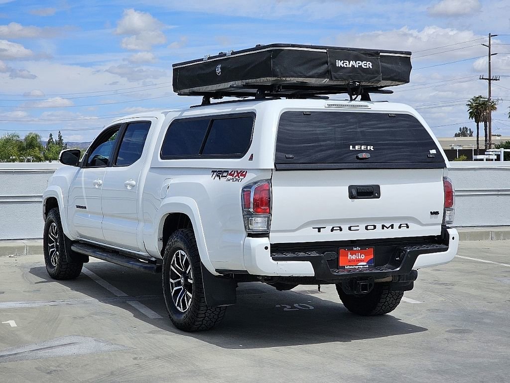 Used 2022 Toyota Tacoma TRD Sport w/ Technology Package AWD/4WD image 15