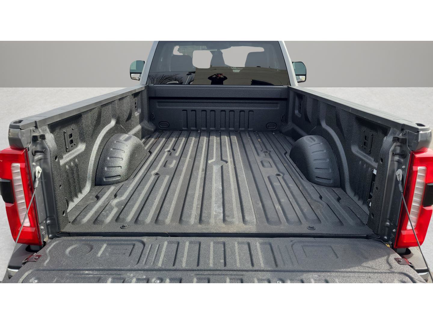 Used 2025 Ford F350 XLT w/ 360-Degree Camera Package image 26