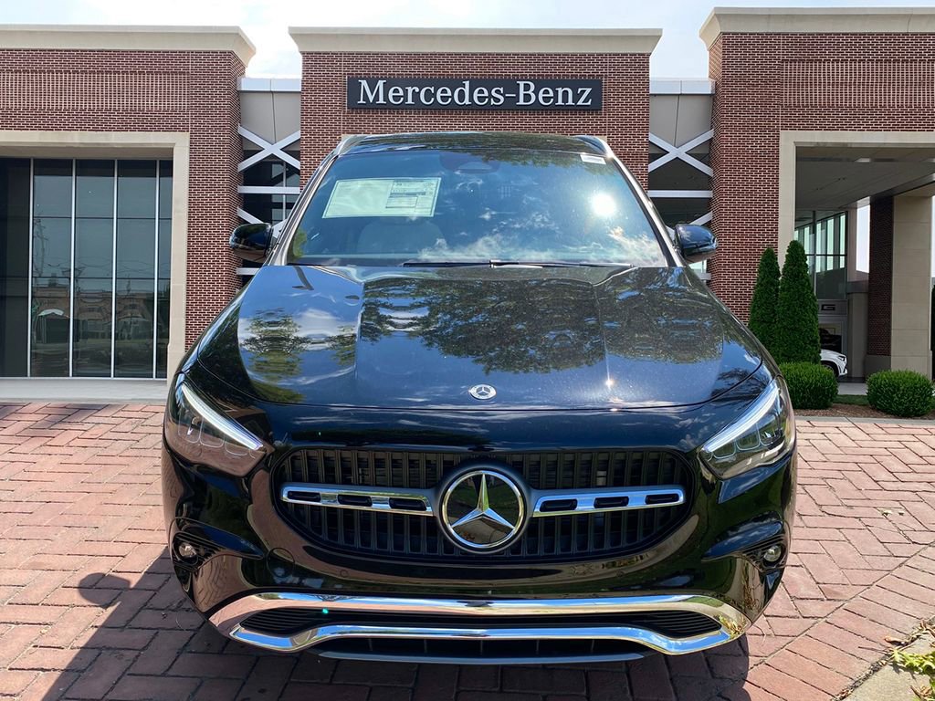 Certified 2025 Mercedes-Benz GLA 250 image 2