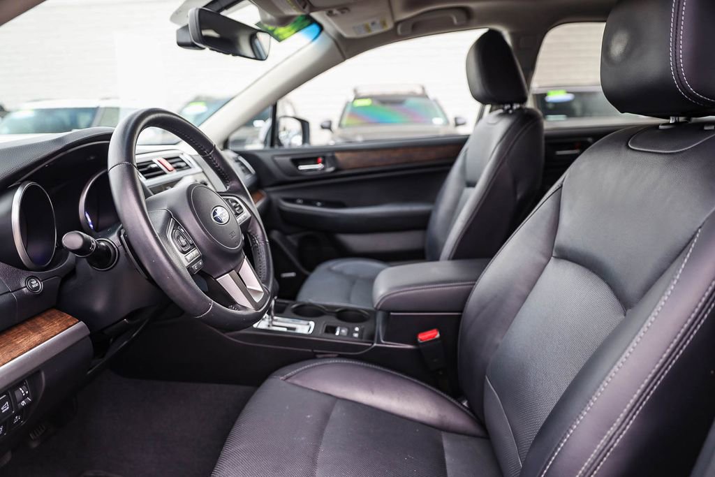 Used 2017 Subaru Outback 2.5i Limited AWD/4WD image 18