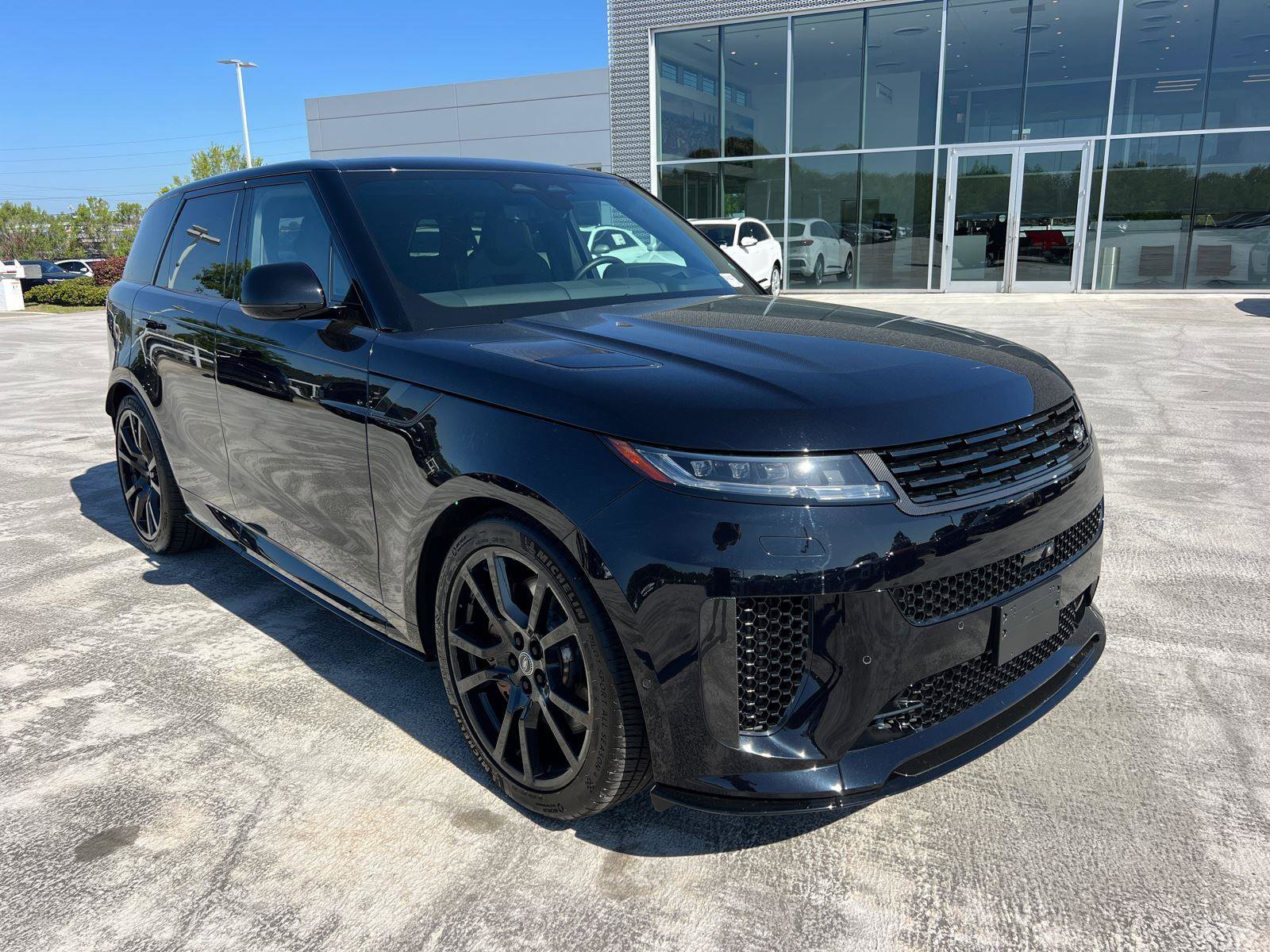 Used 2025 Land Rover Range Rover Sport SV Edition Two AWD/4WD image 3