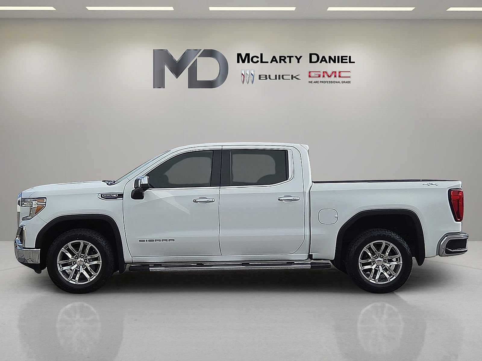 Used 2019 GMC Sierra 1500 SLT w/ SLT Premium Package AWD/4WD video 2
