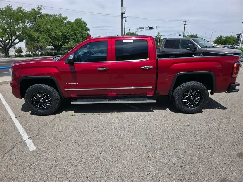 Used 2018 GMC Sierra 1500 Denali AWD/4WD image 2