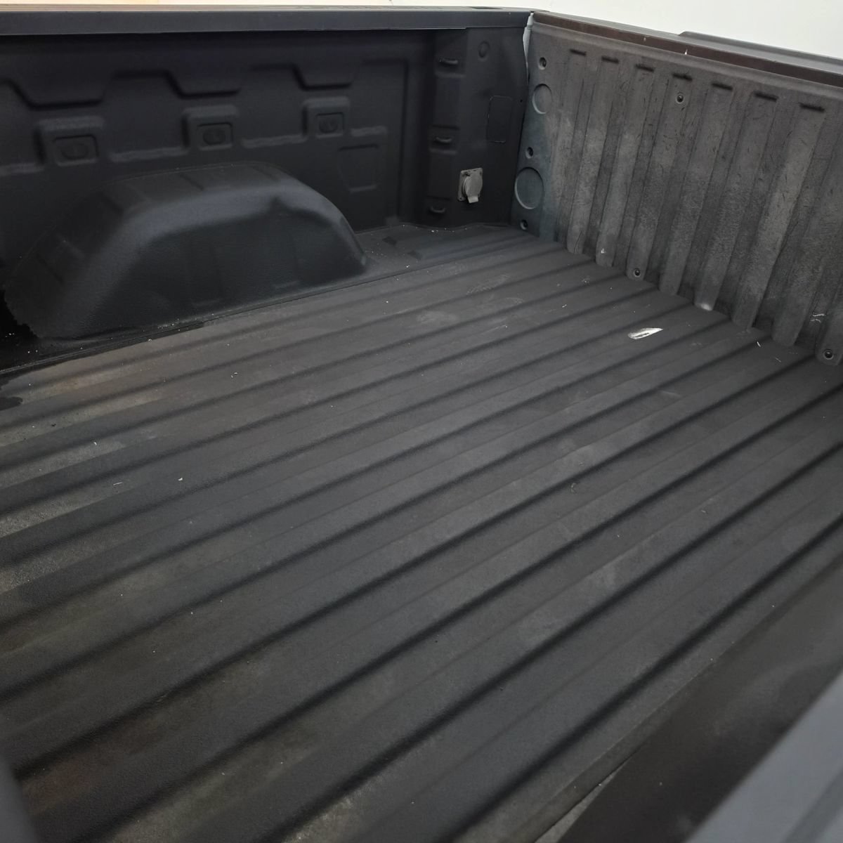 Used 2021 Chevrolet Silverado 1500 W/T w/ WT Value Package AWD/4WD image 30