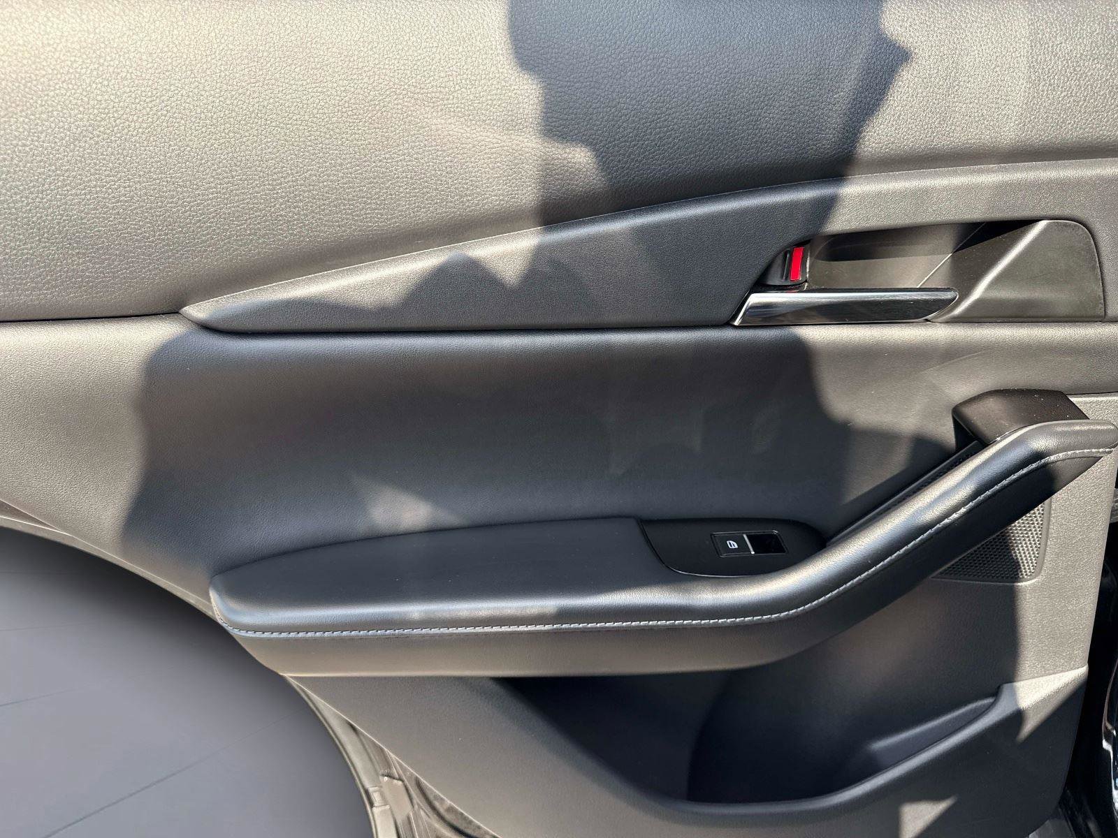 Certified 2025 MAZDA CX-30 AWD 2.5 S w/ Preferred Package image 13