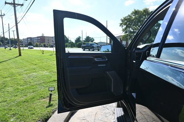 Used 2023 GMC Sierra 1500 Denali AWD/4WD image 26