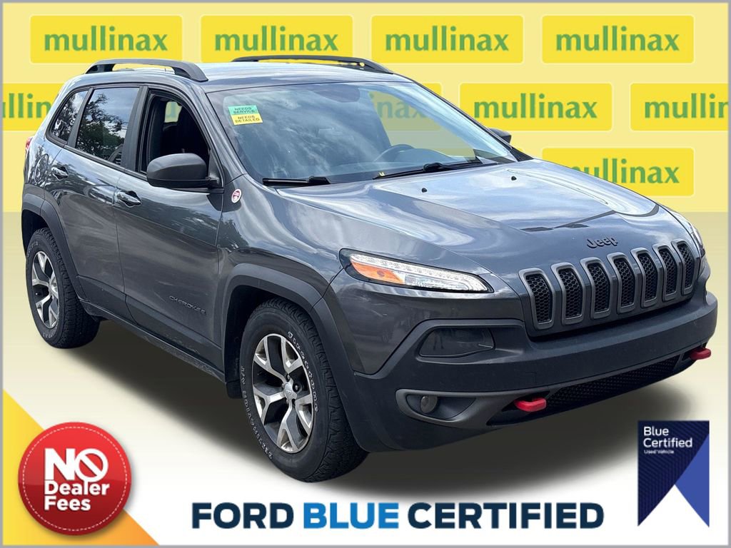 Used 2017 Jeep Cherokee Trailhawk w/ Comfort/Convenience Group image 1