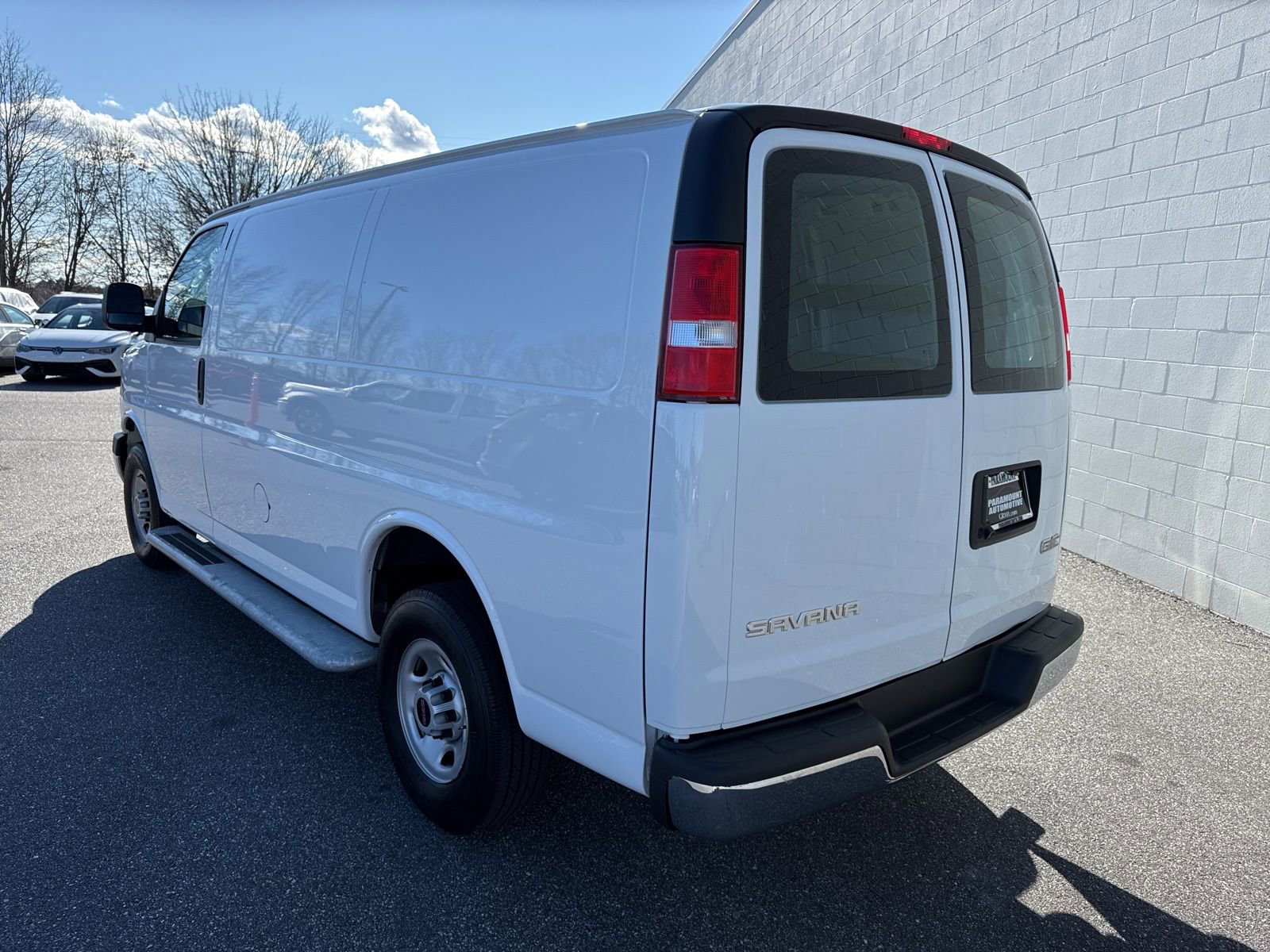 Used 2024 GMC Savana 2500 w/ Driver Convenience Package image 5